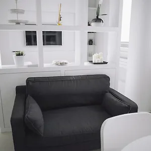 https://italianway-apartments-turati.it-lombardy.com